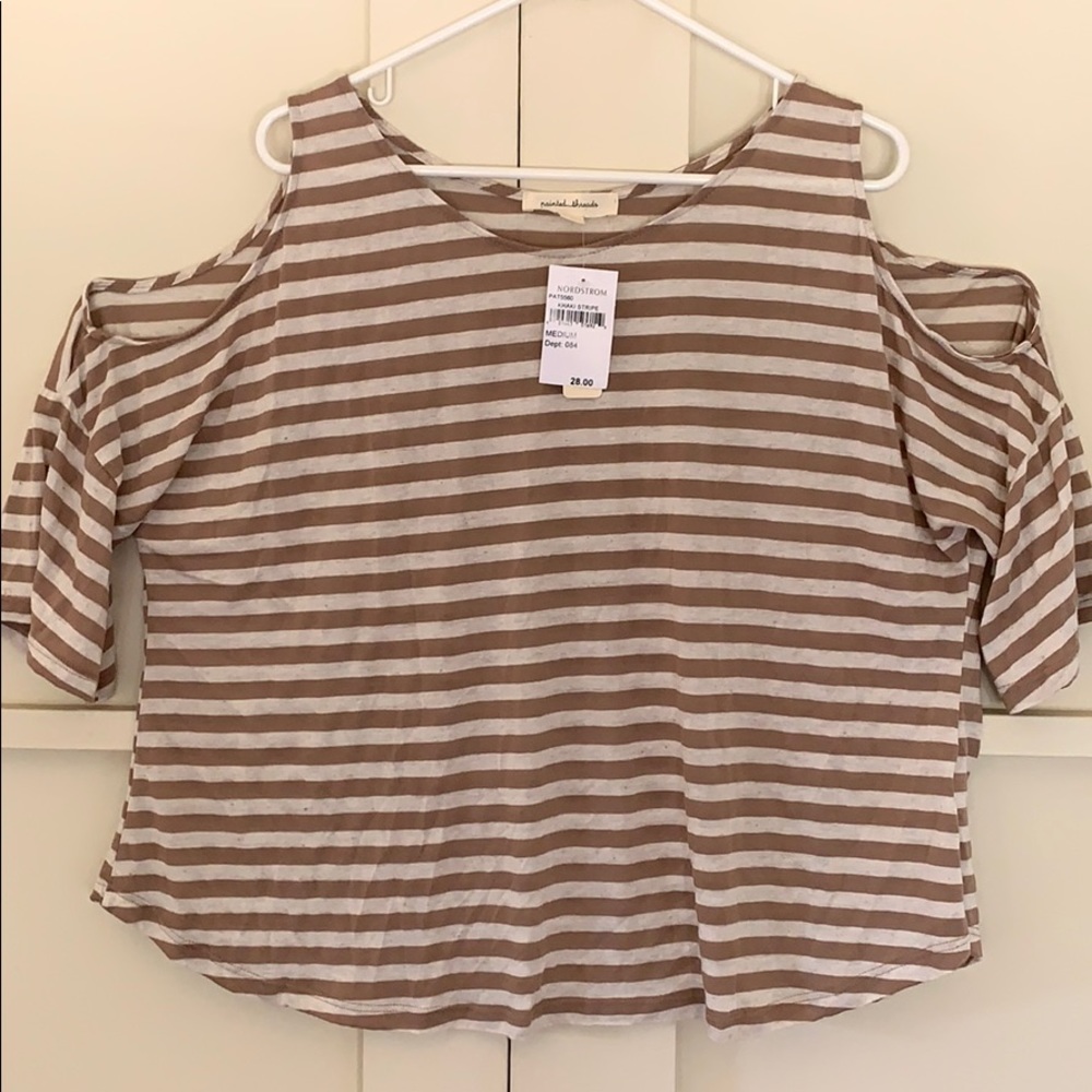 Stripe shoulder cut out t-shirt